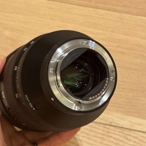 Sony 28-70 f2 GM SEL2870GM -- 99.9% New + Zeiss T* UV Filter