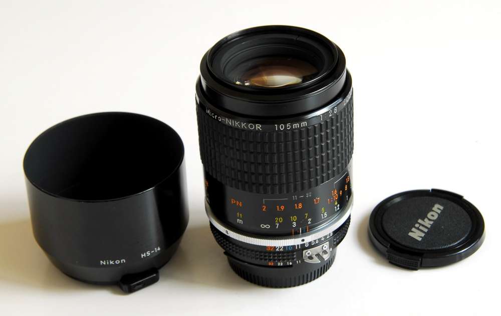 Nikon 105mm f2.8 Micro-nikkor AI-S 原廠HS-14金屬遮光罩95% new