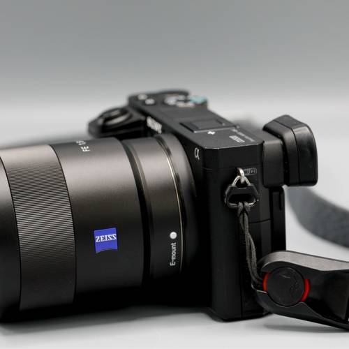 Sony a6500 mirrorless camera 3電 + Sony FE 55mm f1.8 ZA  Zeiss Lens