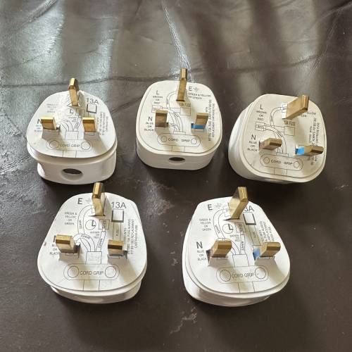T&J 7913L 13A 蘇頭Plugs