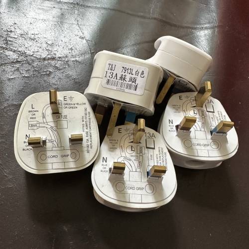 T&J 7913L 13A 蘇頭Plugs