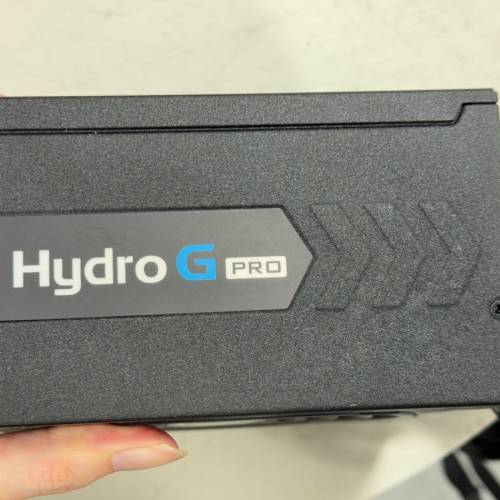 行貨FSP 1000W ATX3.0 金牌火牛