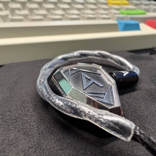 [如全新］AK x Volk Audio Stella