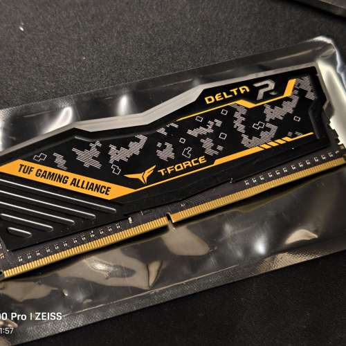 十銓 RGB DDR4 8Gb 3000hz