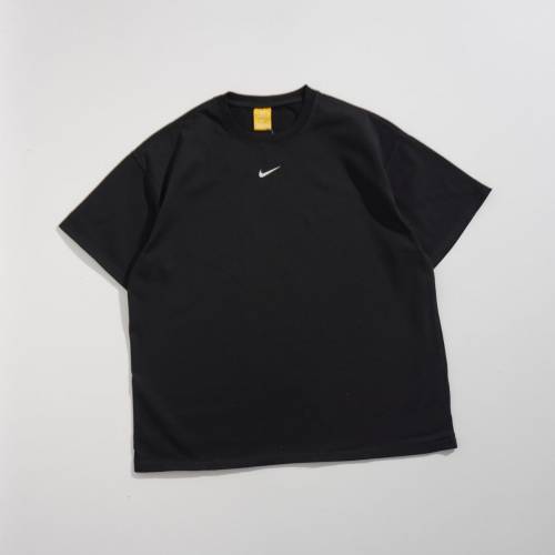 全新Nike &times; Drake NOCTA 聯名款 SS25 圓領百搭舒適短袖T恤  Nike T-shirt&times; Drake...