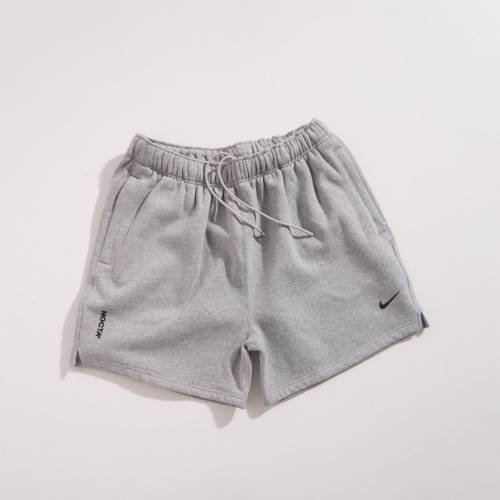 全新Nike &times; Drake NOCTA 聯名款 SS25 時尚百搭舒適柔軟親膚休閒短褲運動短褲Nike ...