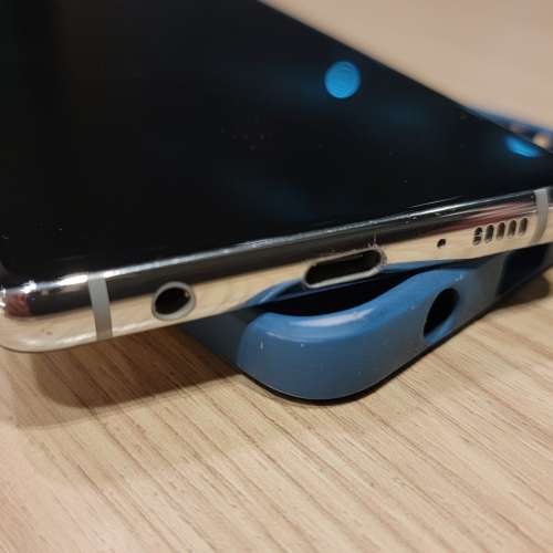 Samsung S10+ HK Ver. Dual SIM128+8GB 90% body  condition