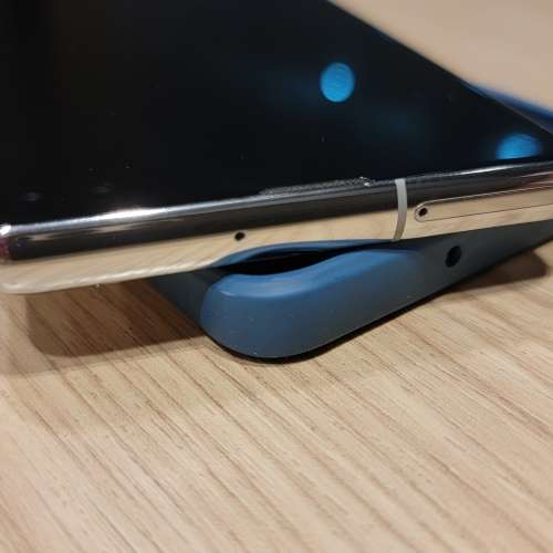 Samsung S10+ HK Ver. Dual SIM128+8GB 90% body  condition