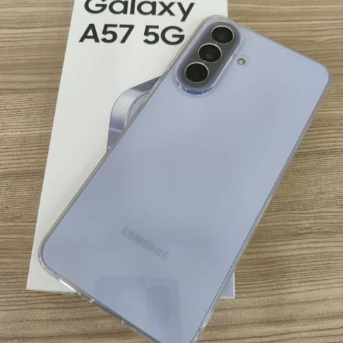 samaung galaxy a57 8+256 紫色
