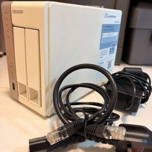 QNAP TS-269h NAS