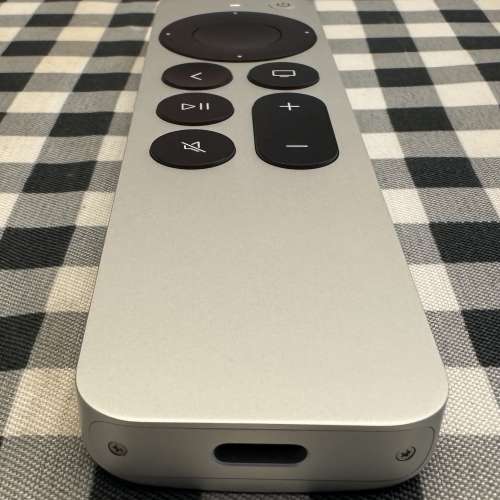 最新款 Apple TV Remote 第三代 搖控器 Type C 版本 銀色 行貨 100%全新 只開盒檢查...