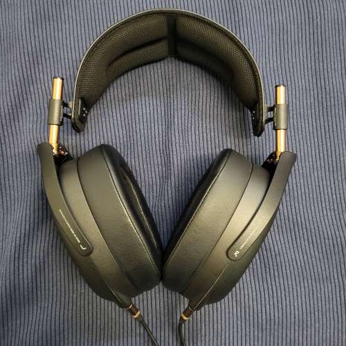MEZE LIRIC + MEZE 4.4 SILVER-PLATED CABLE