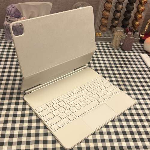 絕版Apple iPad Magic Keyboard 11吋 白色 行貨 100%全新 只開盒檢查試機 蘋果專門...