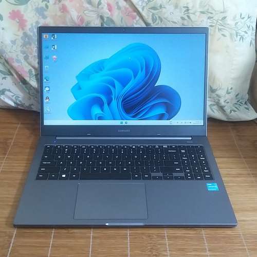 Samsung NP550XDA
