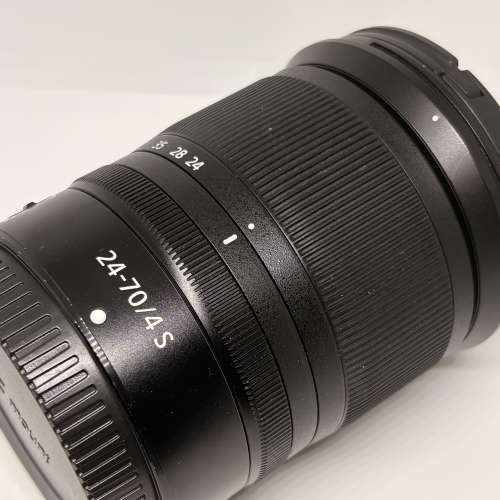 Nikon z 24-70 F4
