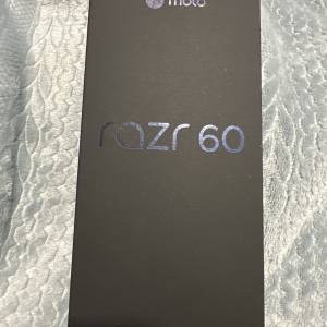 細摺 not Oppo Samsung Moto Razr 60 8-256 藍色 國行 99成新