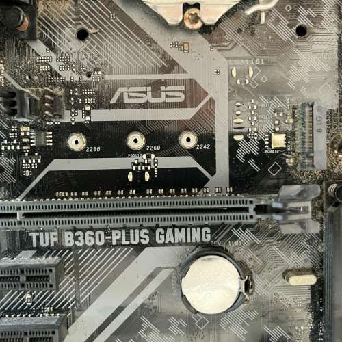 ASUS TUF B360M-PLUS GAMING ATX 電競主機板 (連背板) +飛馬DS900G 機箱 出售 HK$2...