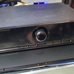 Musical Fidelity E200+ E300 前後級組合