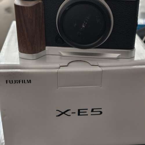 Fujifilm X-E5 銀色 港行 有保