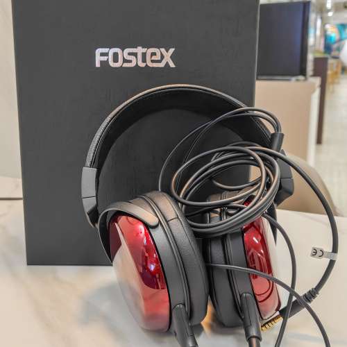 接近全新 香港行貨 Fostex TH910 連原廠 4.4mm 平衡線 有單有盒有保養 保養至 2027...