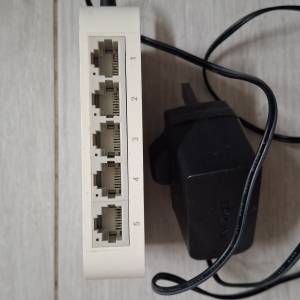 TP Link 5 ports switch