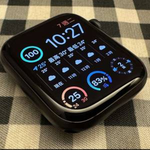 Apple Watch Series 5 44mm 太空灰色 行貨 95%新 非常少用和新淨 只是機身有輕微使...