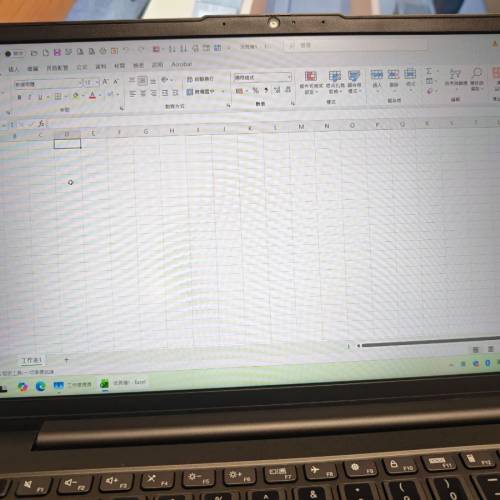 （減價！ ） 90% 新 Lenovo Air 14 AMD R5 4600U, 16G ram, 512G SSD ,Vega 6 GPU