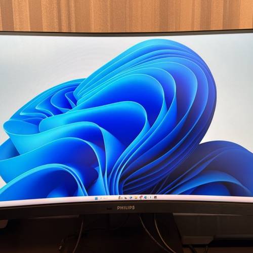Philips 34吋曲面顯示器100hz Type C 帶鏡頭1500R  $2200 只限日出康城上門自取
