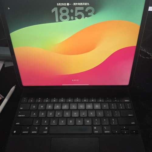 ipad  pro 13寸 M2 連magic keyboard + apple pencil