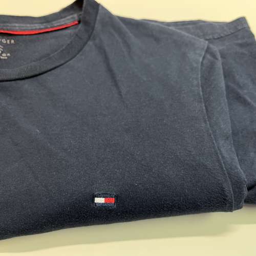 Tommy Hilfiger T-shirt T恤 (M Size)