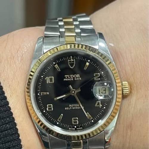 新裝 Tudor 74033 金鋼 少有黑面金字 特價$9999