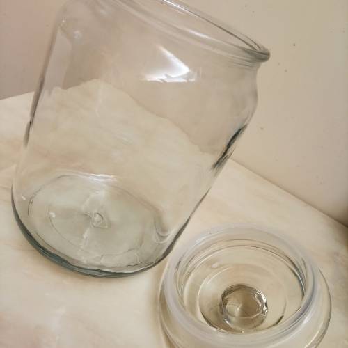 5寸直徑X8寸高玻璃器皿連密封蓋冚