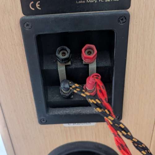 AR PS2262 二路三單元 座地喇叭一對 連面網 ,有使用痕跡