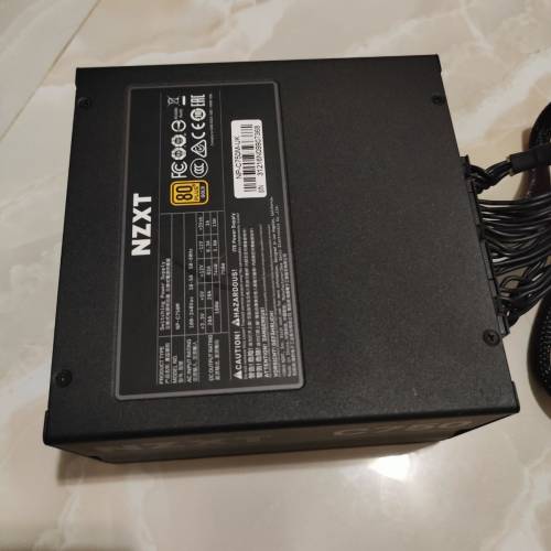 NZXT C750 Gold 750W 全模組 電腦火牛