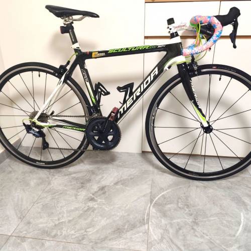 Merida 碳纖維公路車 | SHIMANO 105 R7000 & ULTEGRA  22速變速套件 | Selle 鈦軌...