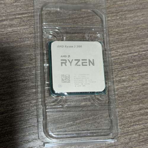 AMD Ryzen 3 3100 連原裝散熱器 (4核8線程 / AM4 腳位) 100% 正常