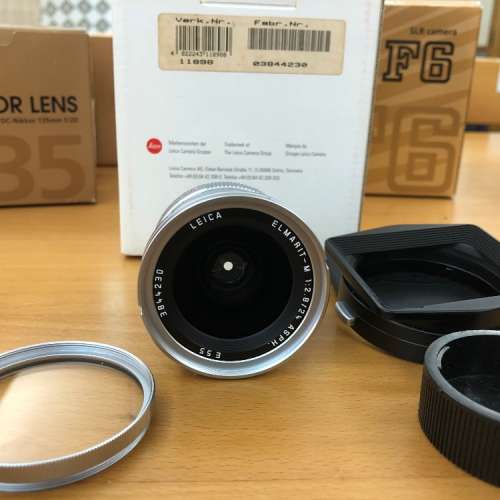 Leica Elmarit-M 24mm f2:8 silver