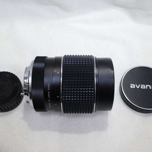 AVANAR MD 135mm f2.8 LENS FOR MINOLTA with built-in hood Made in Japan