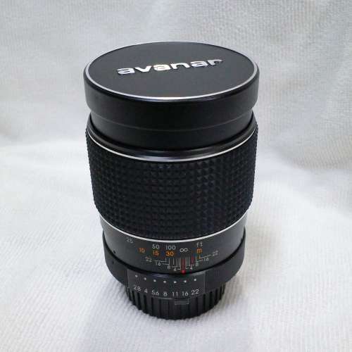 AVANAR MD 135mm f2.8 LENS FOR MINOLTA with built-in hood Made in Japan