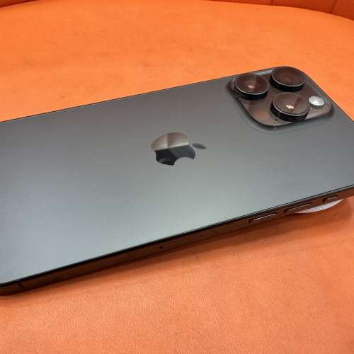 99%New iPhone 15 Pro Max 1TB 黑色 香港行貨  電池效能99% 有配件 自用首選超值