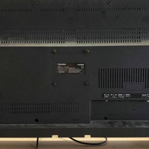 Toshiba 32吋液晶電視 LCD TV