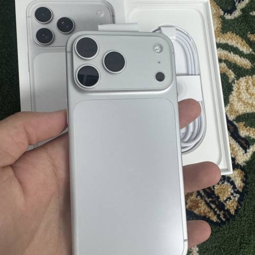 iphone 17 pro max 256GB