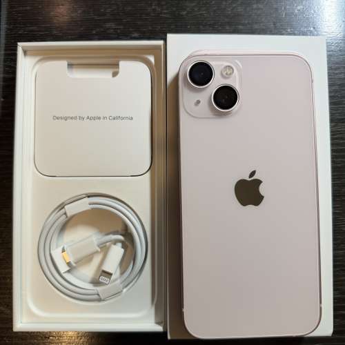 99%新Apple iPhone 13 128gb粉紅色港版行貨有原裝盒原裝配件地鐵站交收