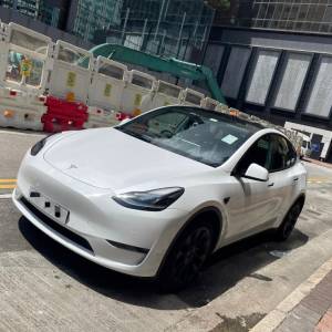 Tesla Model Y Long Range