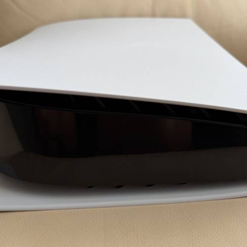 放 99% 新 Sony PS5 光碟版主機 (CFI-1118A 改良版) 連原廠手掣