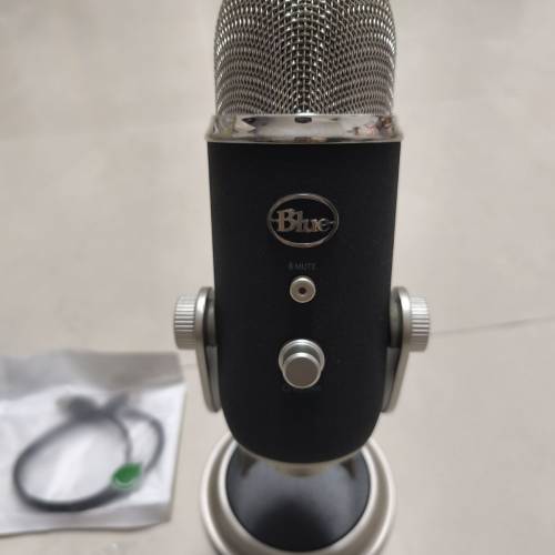 Blue Yeti Pro
