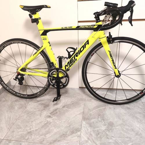 Merida 公路車 | 鋁架碳叉 | SHIMANO 105 22速變速套件 | 倒裝油壓圈刹 | Fulcrum ...