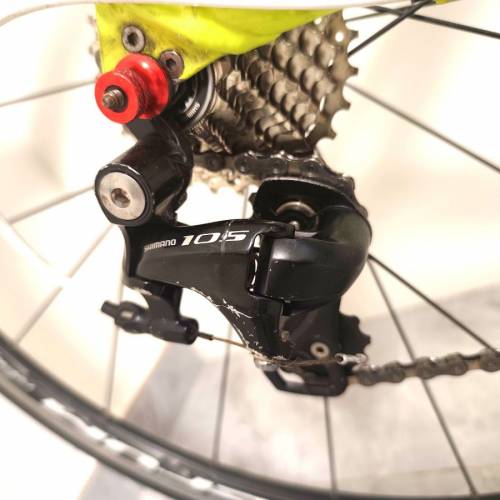Merida 公路車 | 鋁架碳叉 | SHIMANO 105 22速變速套件 | 倒裝油壓圈刹 | Fulcrum ...