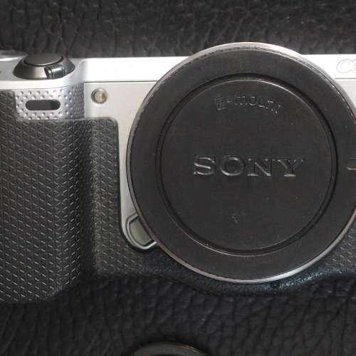 Sony NEX 5T (銀灰色 )+ AF16-50mm PZ OSS 鏡