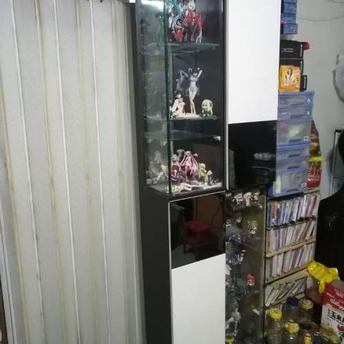 玻璃儲物柜